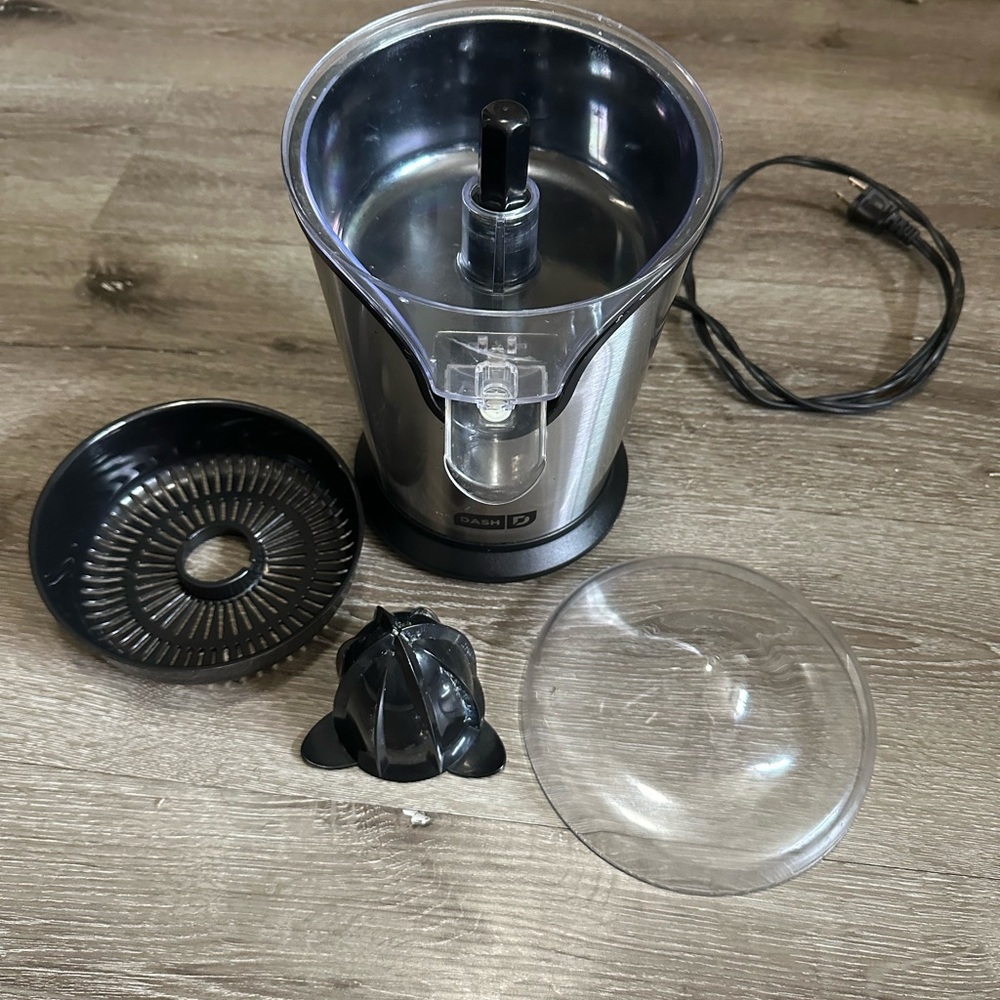 Ash Stainless Steel Electric Citrus Juicer in Silver and Clear